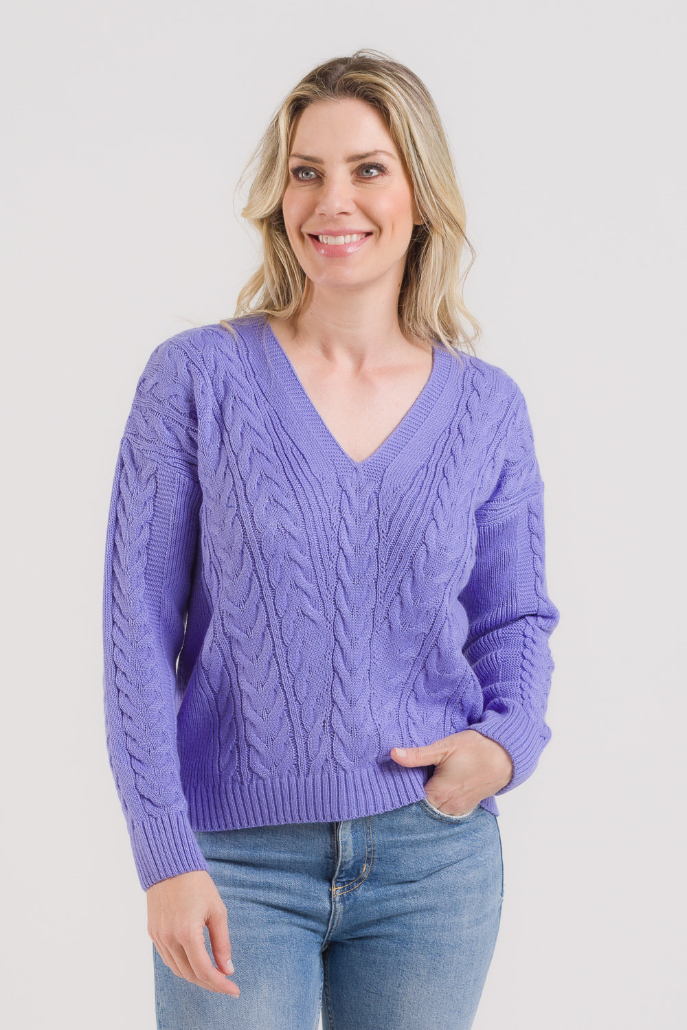 Blusa em Tricot Decote V com Tranças - Eliane