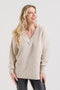 Blusa em Tricot com Decote V - Cléo com modelagem ampla