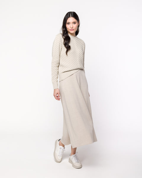 Saia em Tricot Evasê - Marina com modelagem evasê