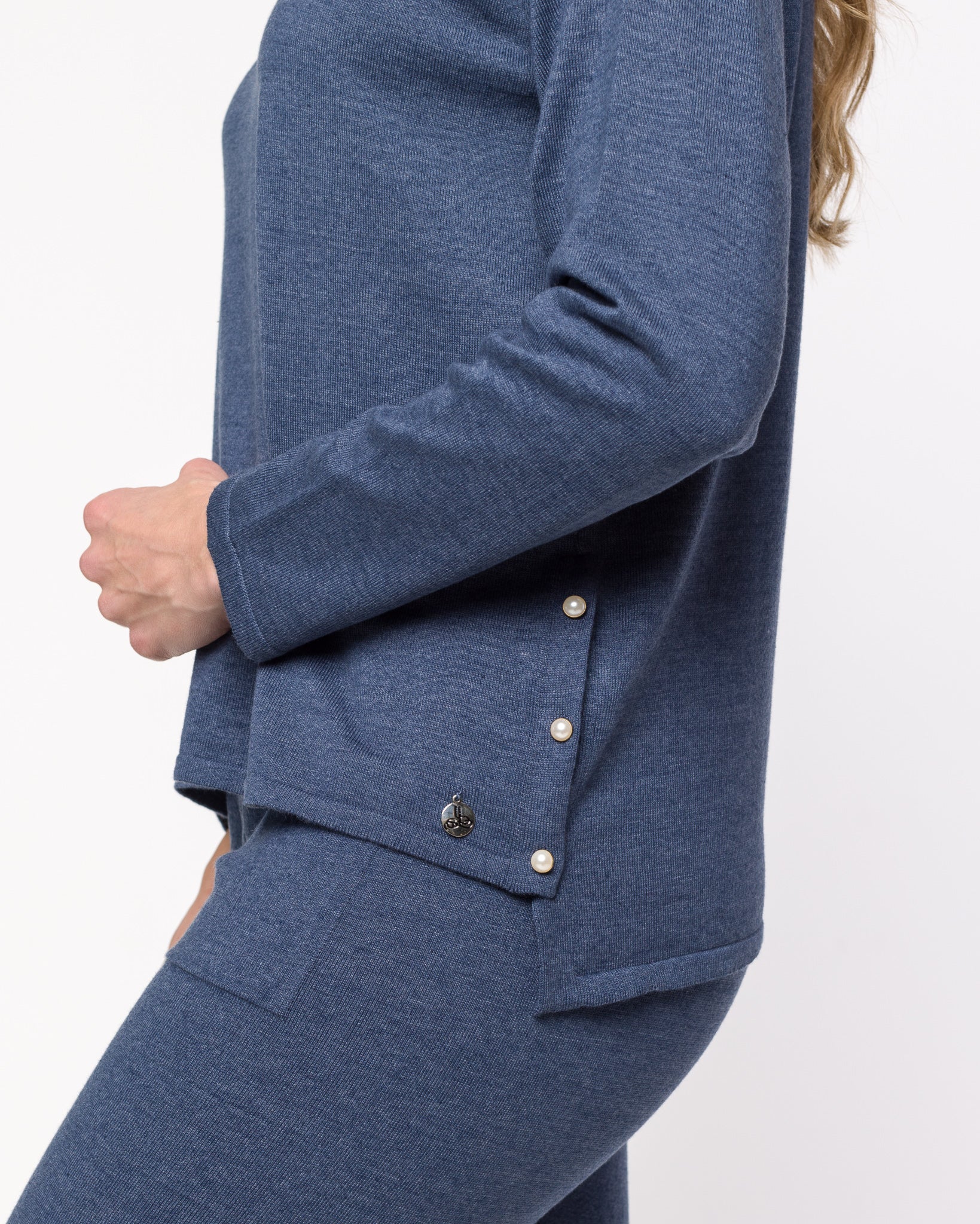 Blusa em Tricot Ampla com Abertura Lateral - Giulia