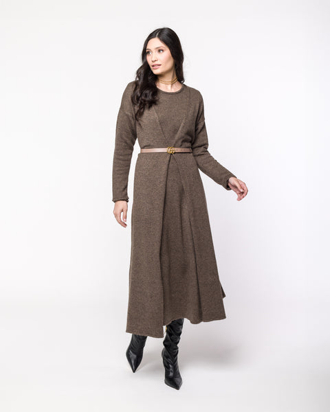 Conjunto em Tricot Londres (Blusa + Saia + Casaco) com decote redondo