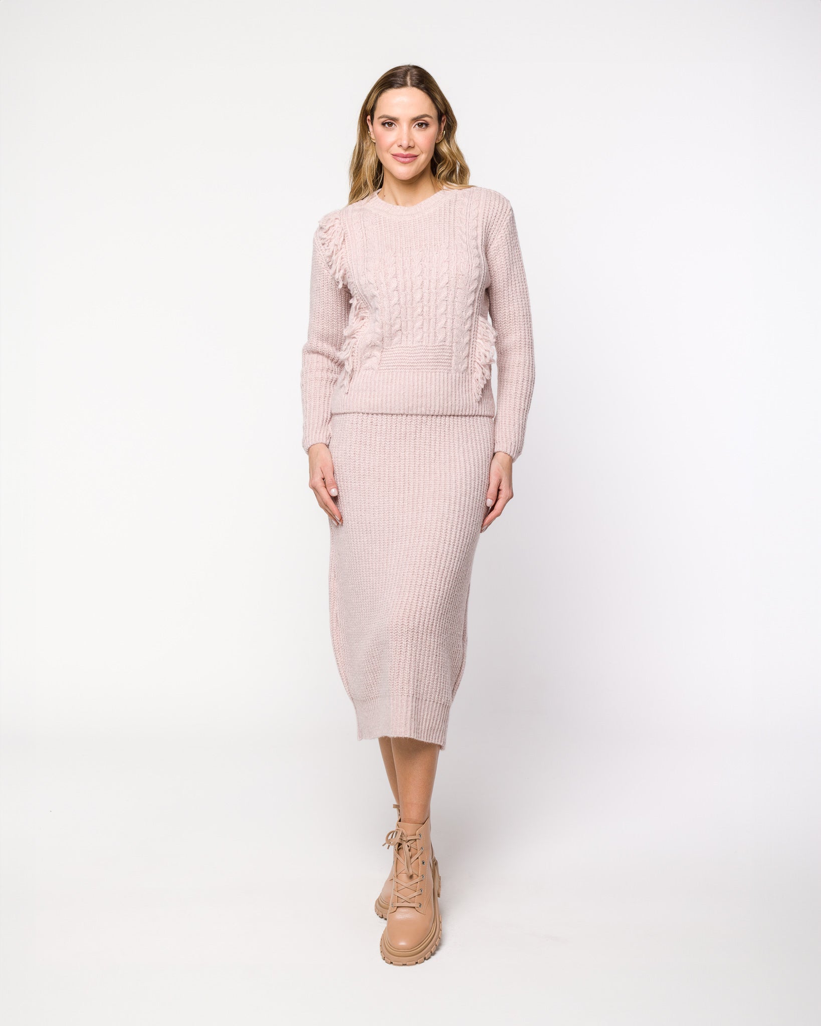 Blusa em Tricot com Franjas e Tranças - Iolanda