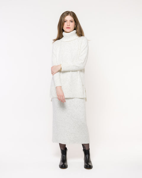 Saia em Tricot com Fenda - Sophia com fenda nas costas