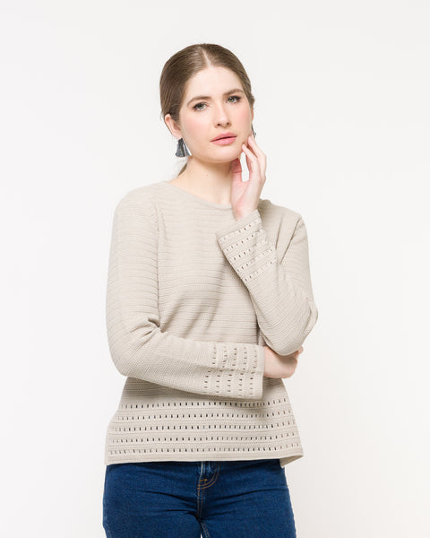 Blusa em Tricot - Aurora com decote redondo e manga posta