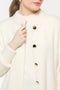 Casaco em Tricot Oversized - Juliana com modelagem ampla e mangas retas