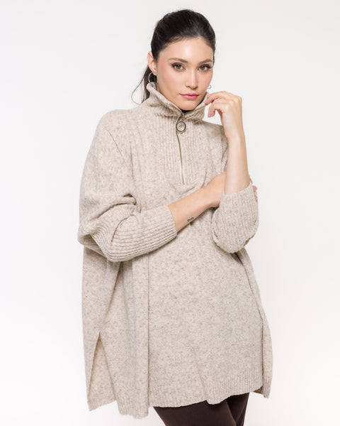 Capa em Tricot - Fabiana com modelagem ampla