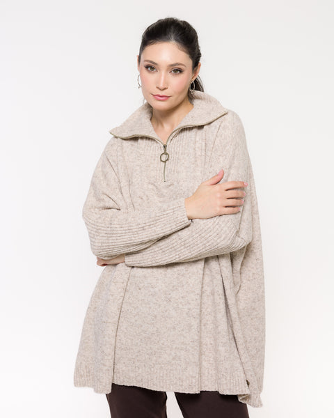 Capa em Tricot - Fabiana com modelagem ampla