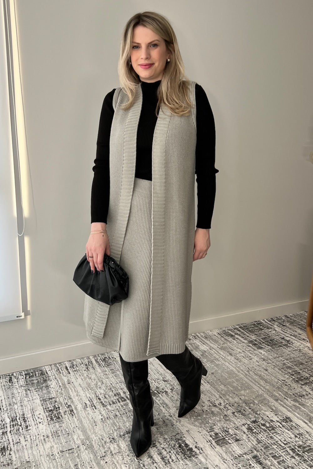 Conjunto em Tricot Glaucia - Colete + Saia Lápis