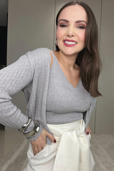 Casaco tranças tricot - Cancún com decote V e manga posta