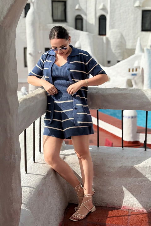 Conjunto em Tricot - Micaela (Camisa + Shorts) com modelagem evasê e botões forrados