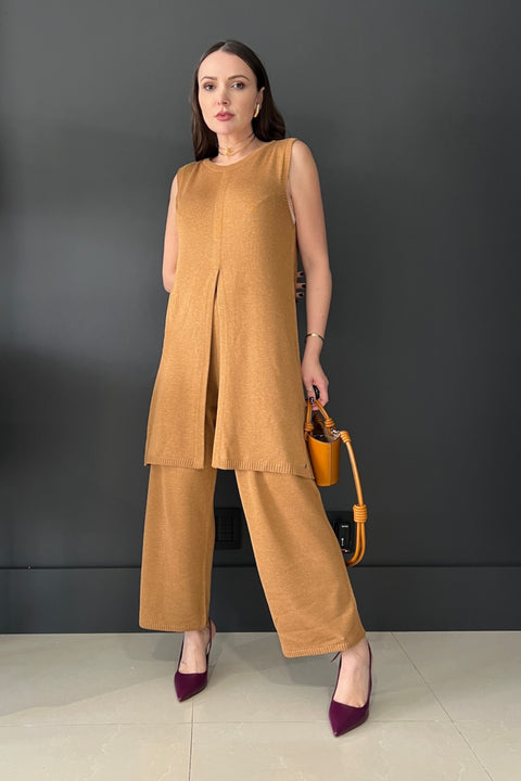 Conjunto em Tricot Milena - Túnica e Calça Reta com decote redondo