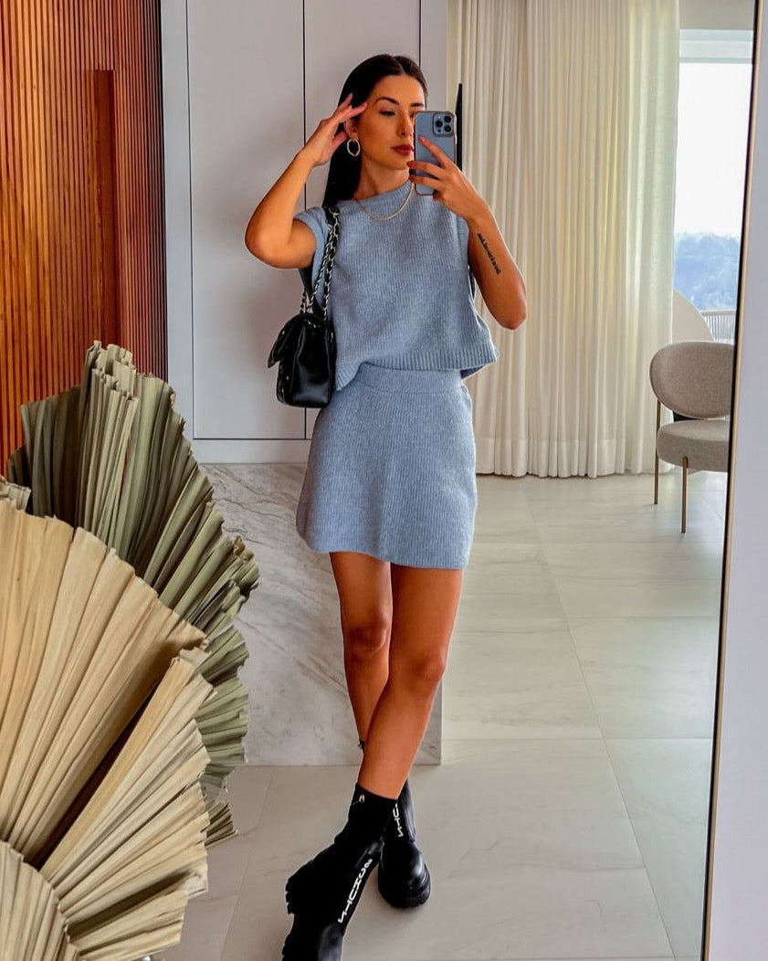 Conjunto em Tricot Lidiane (Colete + Minissaia)