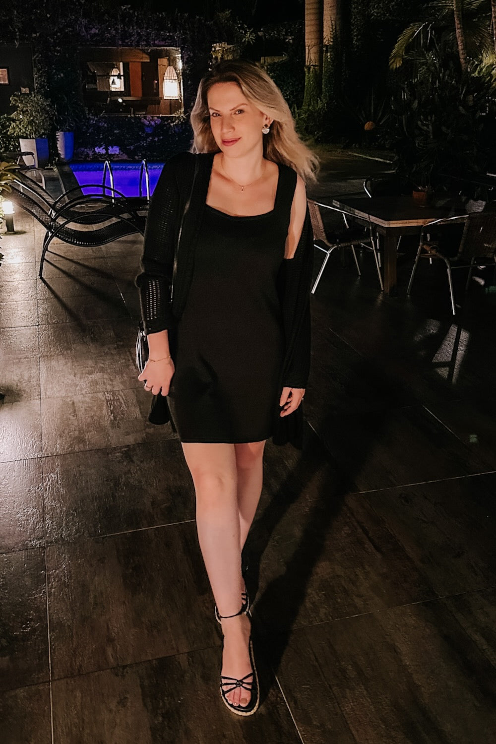 Vestido Amanda - Tubinho decote quadrado