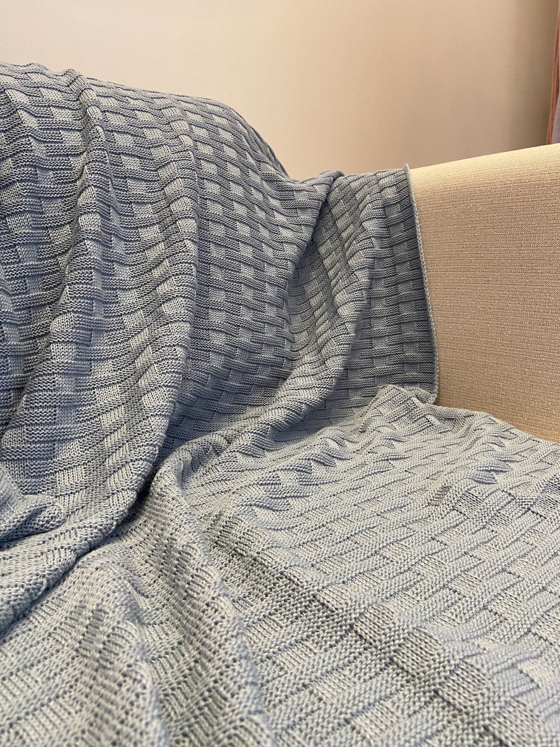 Manta de Poltrona em Tricot - Isabel