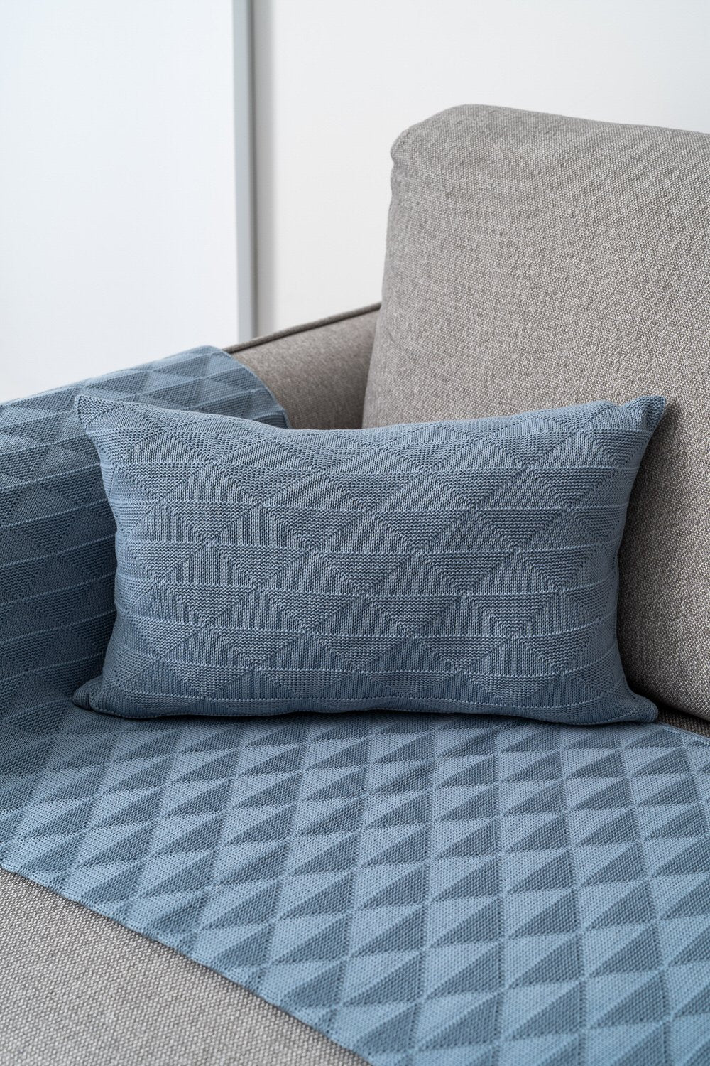 Capa de Almofada Retangular em Tricot - Sofia