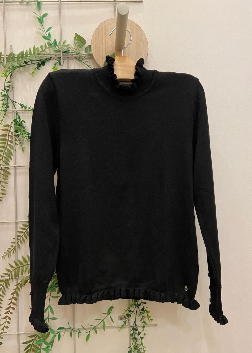 Blusa Tricot com Babado no Punho e Gola - Ana Sofia