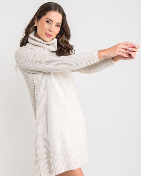 Vestido em Tricot - Laura com decote redondo e modelagem evasê