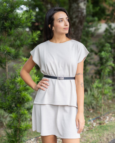 Conjunto em Tricot - Cris (Minissaia + Colete) com decote redondo e modelagem evasê