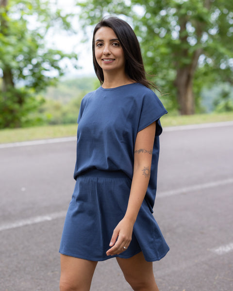 Conjunto em Tricot - Cris (Minissaia + Colete) com decote redondo e modelagem evasê