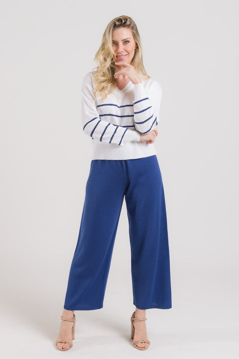 Blusa em Tricot Listrada - Antonella com decote V e manga posta