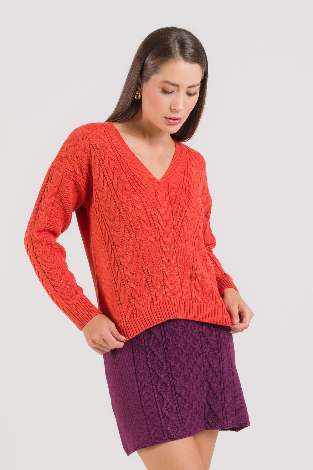 Blusa em Tricot Decote V com Tranças - Eliane