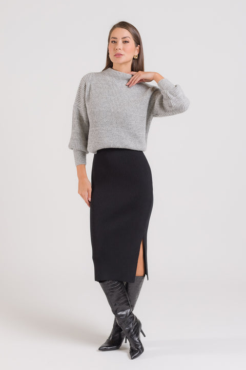 Blusa Tricot Gola Chaminé - Yasmin com modelagem ampla