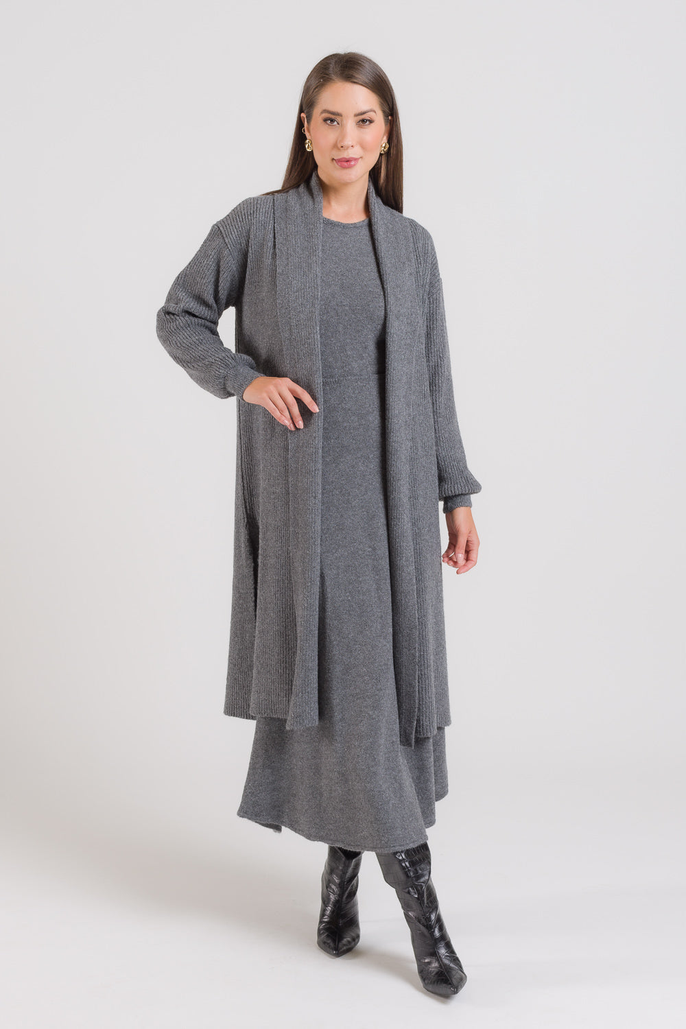 Conjunto em Tricot  Madrid ( Saia + Blusa + Casaco Oversized)