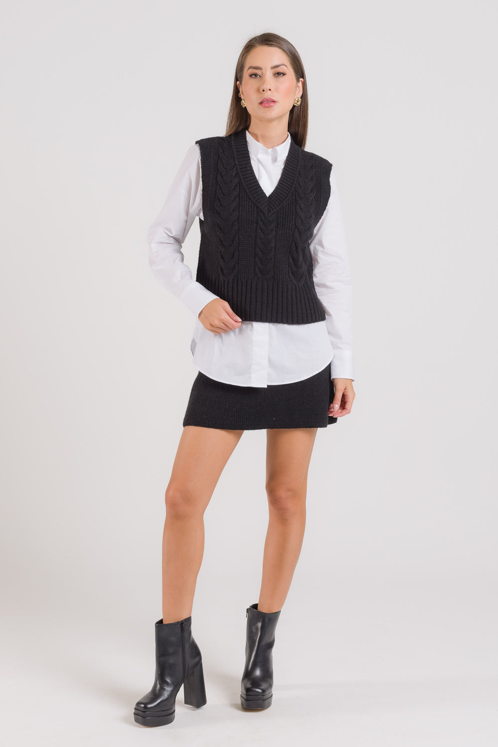 Colete em Tricot Decote V - Agatha