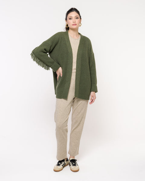 Casaco em Tricot Franjas - Aline com modelagem ampla