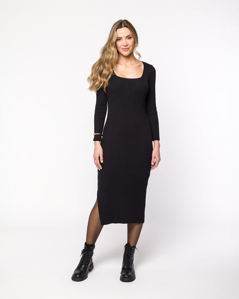 Vestido em Tricot Canelado Decote Quadrado - Stella com comprimento midi e fenda lateral