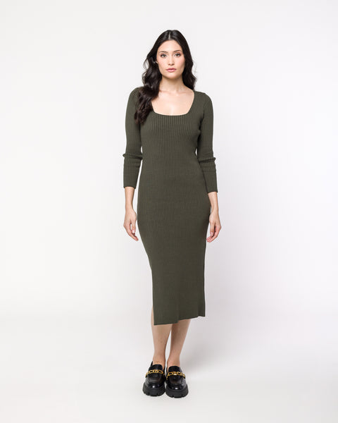 Vestido em Tricot Canelado Decote Quadrado - Stella com comprimento midi e fenda lateral