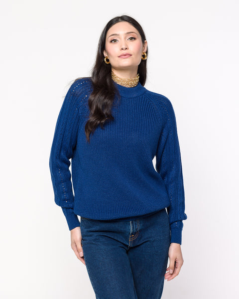 Blusa em Tricot com Manga Trabalhada - Heloísa com decote redondo