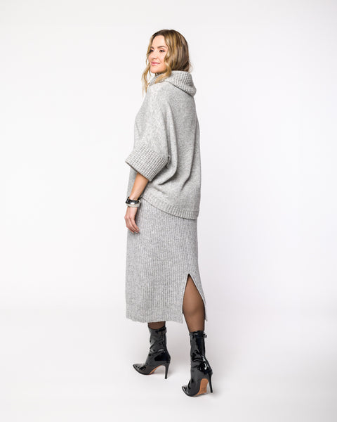 Capa Tricot - Rê com gola redonda