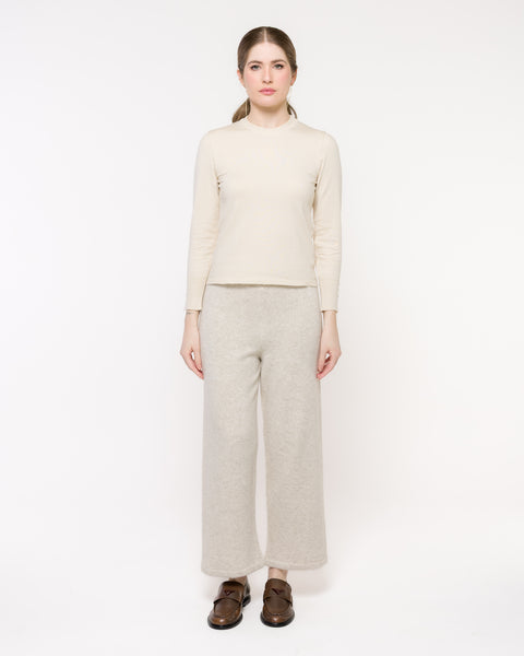 Blusa Básica em Tricot - Micaela com gola redonda e botões