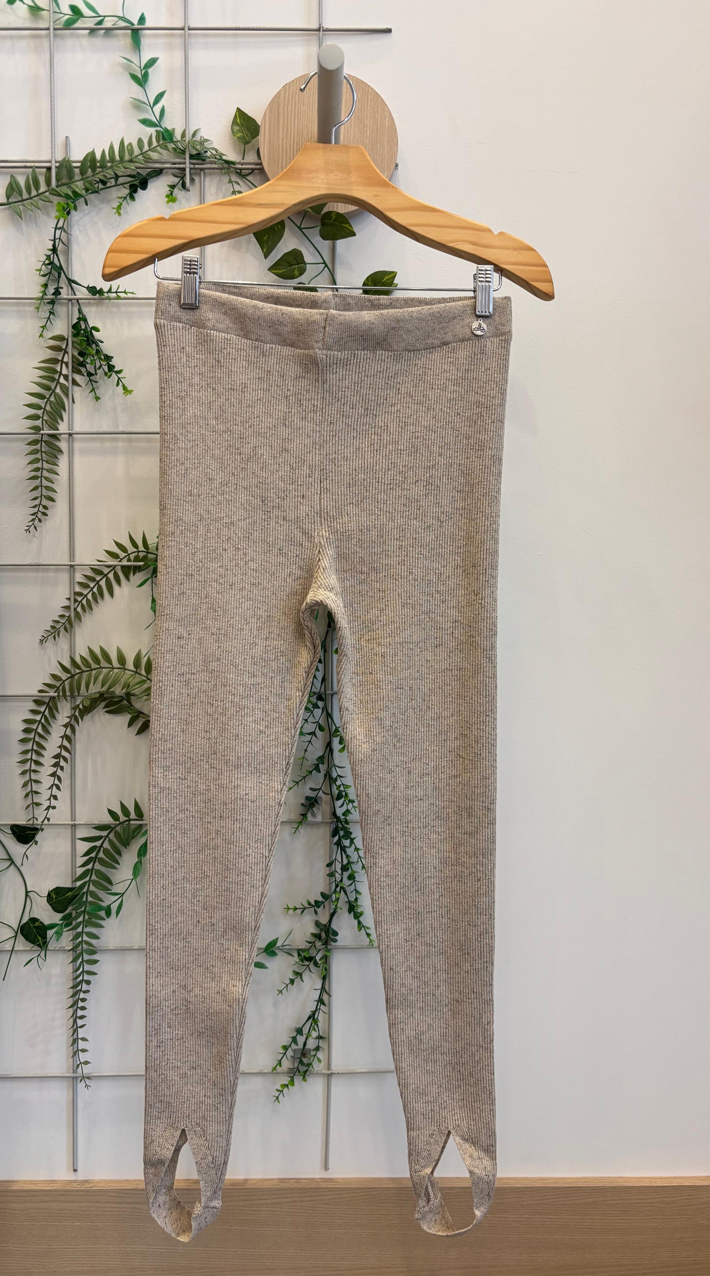 Calça em Tricot Fuseau Canelada - Julia