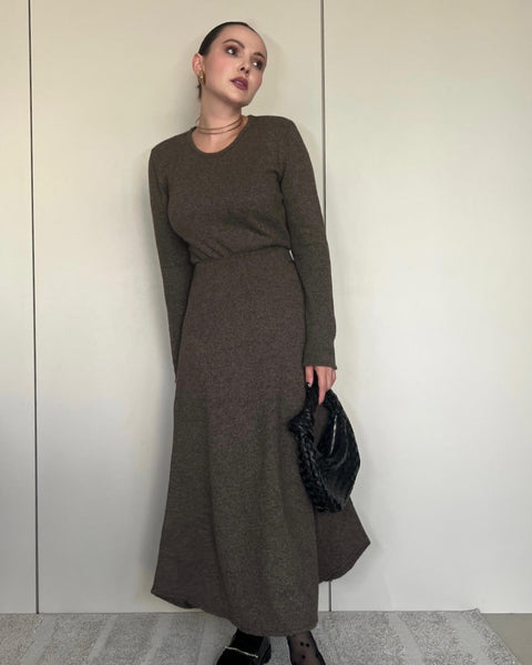 Blusa Tricot Básica - Londres com decote redondo