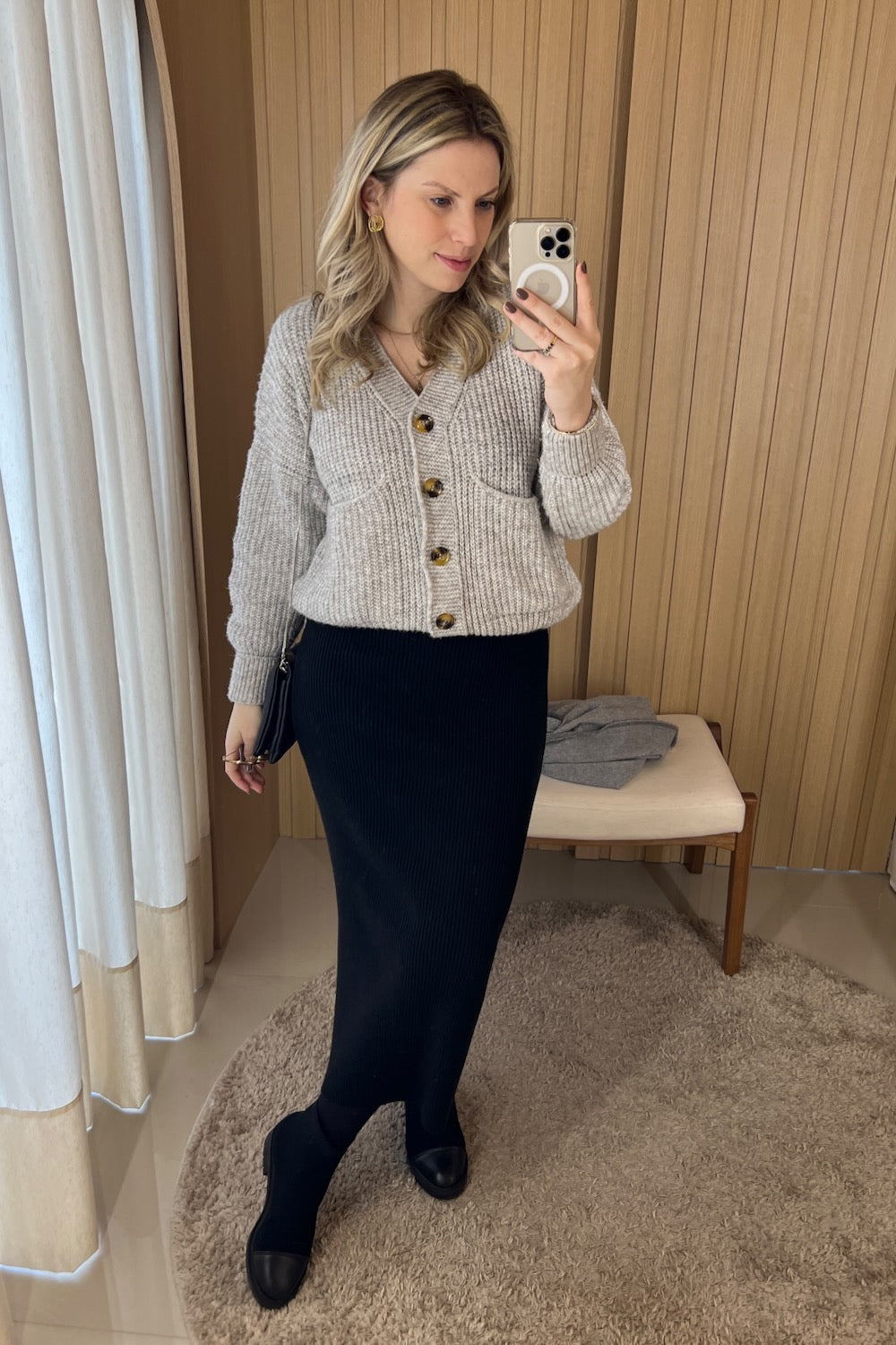 Casaco em Tricot com Bolsos - Olívia