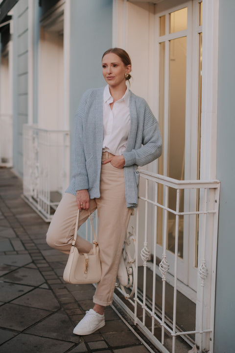Casaco Tricot Amplo - Pati com modelagem ampla e bolsos frontais