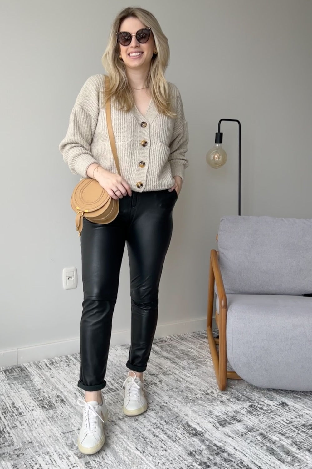 Casaco em Tricot com Bolsos - Olívia