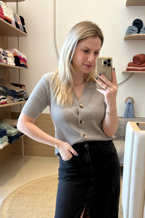 Casaqueto em tricot - Heloise com decote V e manga curta