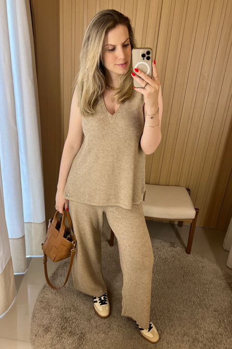 Conjunto em Tricot - Florença (Regata + Calça) com decote V