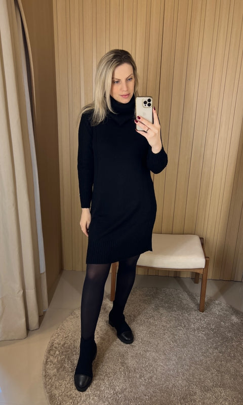 Vestido em Tricot - Laura com decote redondo e modelagem evasê