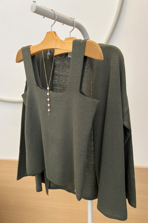Regata Tricot - Felix com decote quadrado e alças largas
