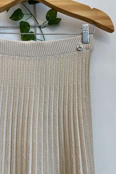 Saia Tricot Plissada - Camile, peça do conjunto Saia Plissada + T-shirt