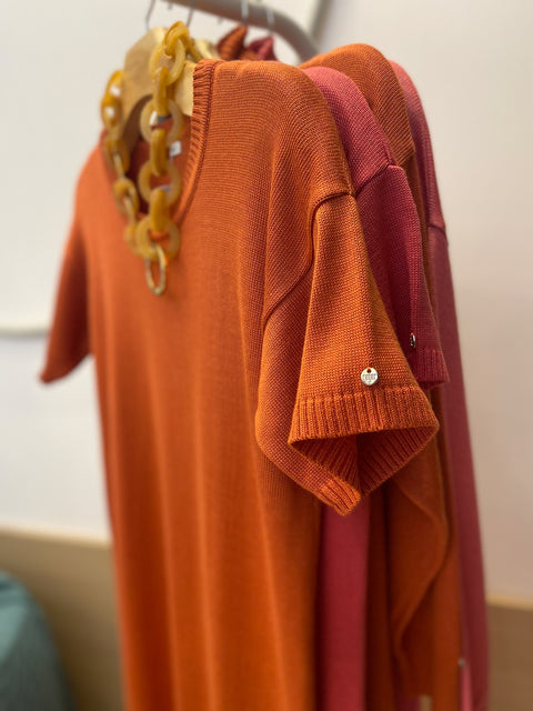 Vestido Tricot T-shirt com decote redondo e modelagem ampla