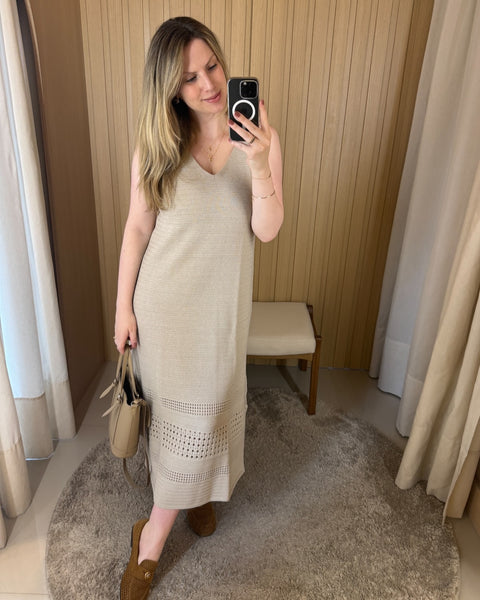 Vestido em Tricot - Heloisa com decote V e modelagem evasê