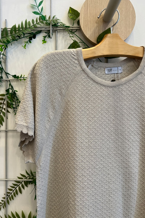 Vestido Tricot - Capri com decote redondo e modelagem evasê