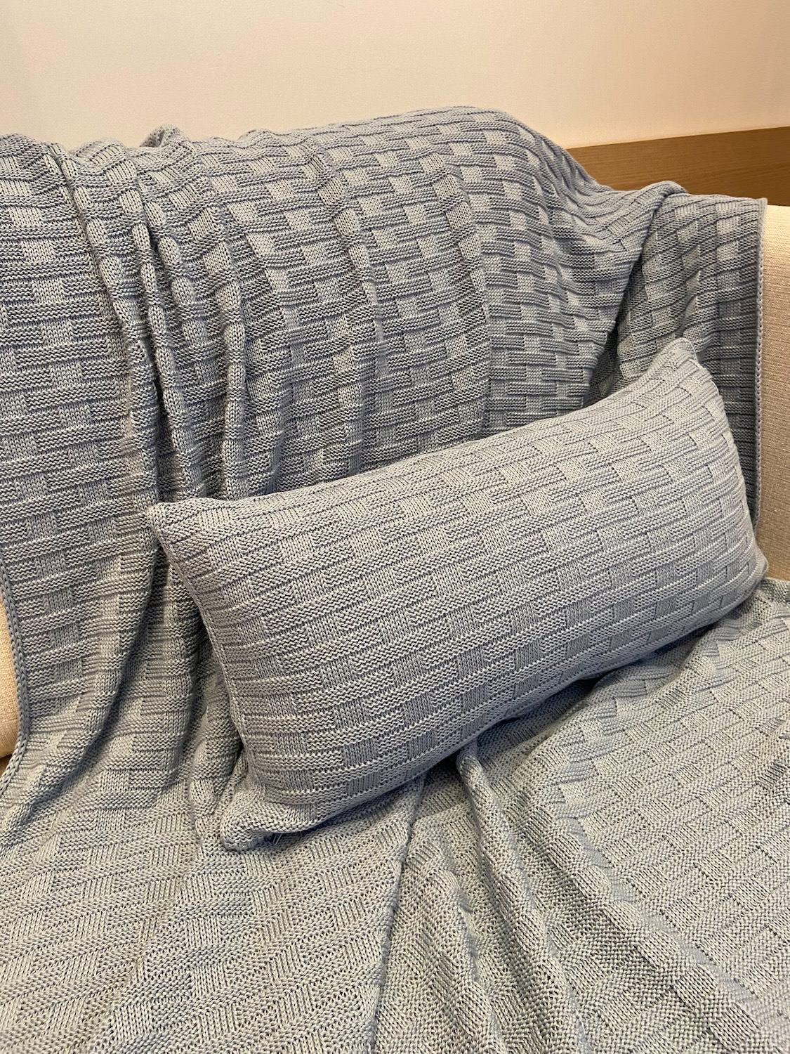 Capa de Almofada Retangular em Tricot - Isabel