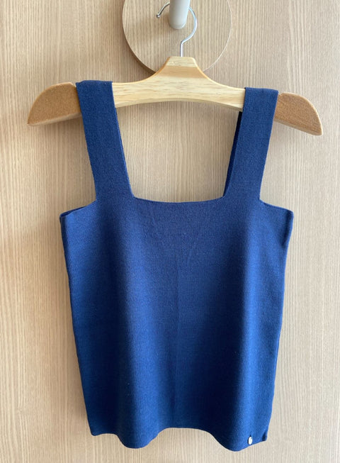 Regata Tricot - Felix com decote quadrado e alças largas