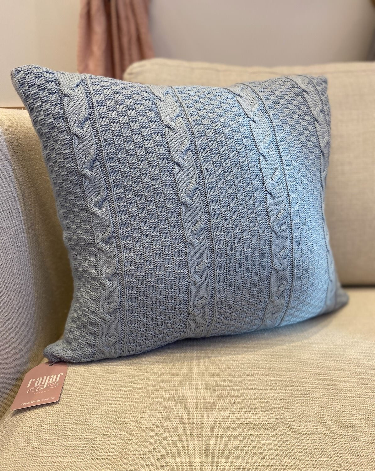 Capa de Almofada Quadrada em Tricot - Amélia